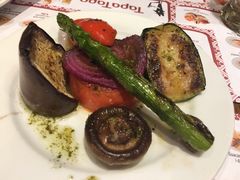 -Tapa Tapa