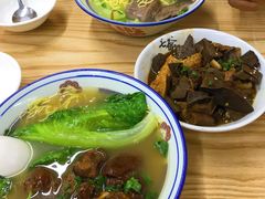 -七爷清汤腩(中心南路店)