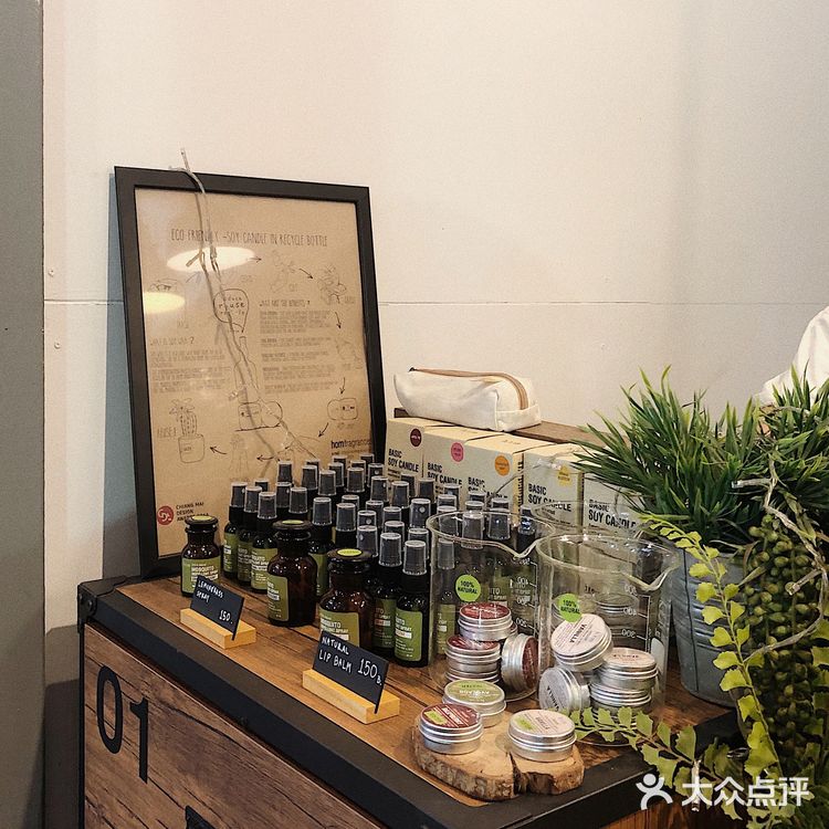 烧完一个可以烧另一个味道。我是个对味道也有执念的人