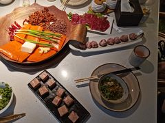 -墨居上隐·院子里火锅(峨眉店)