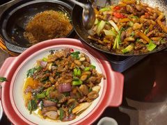 -富正毅三下锅·湘西韵味(天门山索道店)