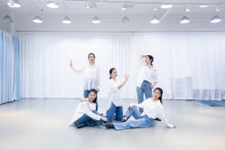 -深舞形体民族舞蹈工作室