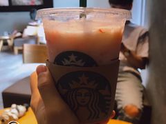 草莓酸奶星冰乐-星巴克臻选(重庆沙坪坝店)