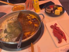-潮牛岛·潮汕鲜切牛肉自助火锅(无锡首店)