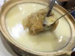 鸡煲中勾翅-凤城礼记鱼翅海鲜酒家(新马路总店)