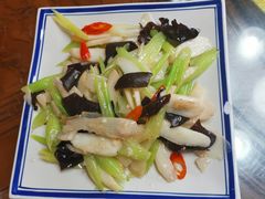 -醉春风(长汀县店头街店)