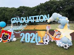 -上海市民办金苹果学校