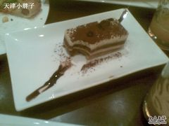 20110806(007)-必胜客(新中纬店)