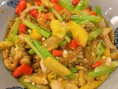 酸辣牛肚-潇湘阁(望京SOHO店)
