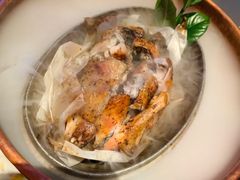 黑胡椒杭州叫花鸡-桂满陇·蟹黄小笼汤包(清河万象店)
