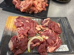 -啊美丽炭火烤肉(滑翔一店)