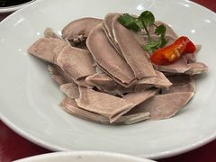 白切门腔-侬佳蒸菜馆(听潮店)