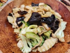 -关里关外·鱼头泡饼(唐冶绿地汇店)