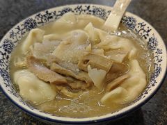 三鲜海味抄手-春阳水饺(香槟广场店)
