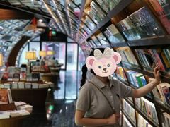 -钟书阁(珍园店)
