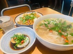 西贡秘制鸡肉汤河粉-saigon saigon | 西贡西贡(滨北店)