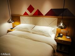 -柏曼酒店(广州天河体育中心林和西地铁站店)