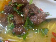 -金杨拉面王小吃面馆·牛三宝面·红烧牛肉粉