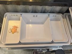 -成都你六姐·牛肉冒菜(上海环宇荟店)