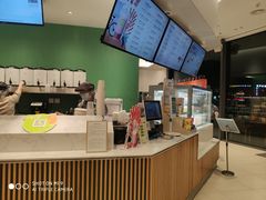 -奈雪的茶(优特汇店)