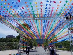 -上海滴水湖皇冠假日酒店