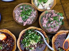 -小杨翘脚牛肉