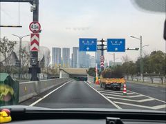 -TMG潮流健身(奥体莲荷里店)