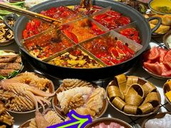 -渝嘴小老弟老火锅(华新村店)