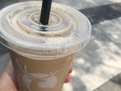 大红袍寒天牛乳茶-瑞幸咖啡(蔚蓝国际店)