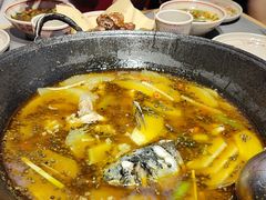-吃城都·鱼蛙火锅(西玉龙街店)