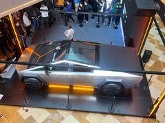 -TESLA 特斯拉(上海太古汇体验店)