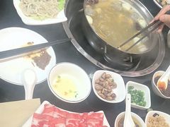 -丫丫汤膳打边炉(宏府408坊店)