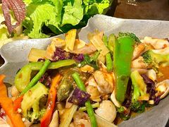 -大头虾越式风味餐厅(光明广场店)