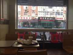 -华莱士·全鸡汉堡(五号路店)