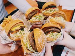 -The Habit Burger Grill 哈比特汉堡(复兴soho店)