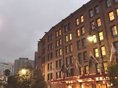 -Pancakes on the rocks(Darling Harbour)