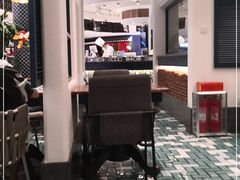 -hallch 好吃餐厅(全运村中央广场店)
