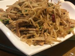 豆芽炒肉-小平岛開海水饺(浑南店)