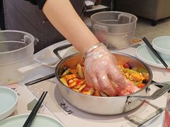 -黄记煌三汁焖锅(新佳丽江汉路店)