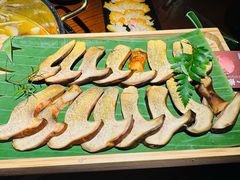 -花菇朵·云山雀 ll 野生菌锅·野果酸汤·精品滇菜(万柳店)