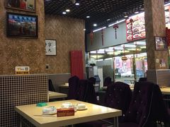 大堂-天津乾毓德饭庄·清真传统炒菜·海鲜烧烤(咸阳路店)