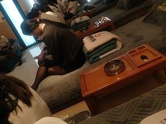 -鼎泰中汇广场