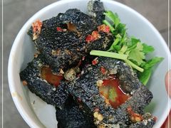 -黑色经典臭豆腐·湖南特产(太平街口店)