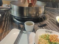 -老船舫·现做活鲜鱼馆(东郊记忆店)