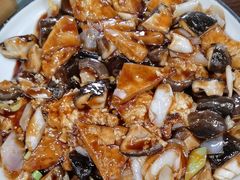 -虹海圣肉饼店家常菜馆