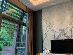 -三亚湾海居铂尔曼度假酒店