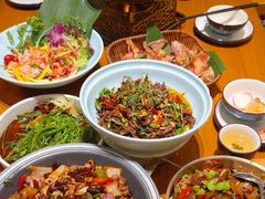 -老滇山寨•云南特色菜•地方菜•民族风情歌舞表演(金碧店)