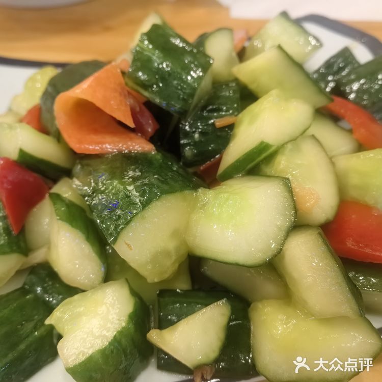 突然发现兰州牛肉面还挺好吃的！
