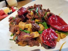 -隔壁老王·家常云南菜(花巷店)