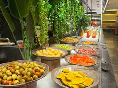-钱小奴海鲜自助黑金店(杭州滨江龙湖店)